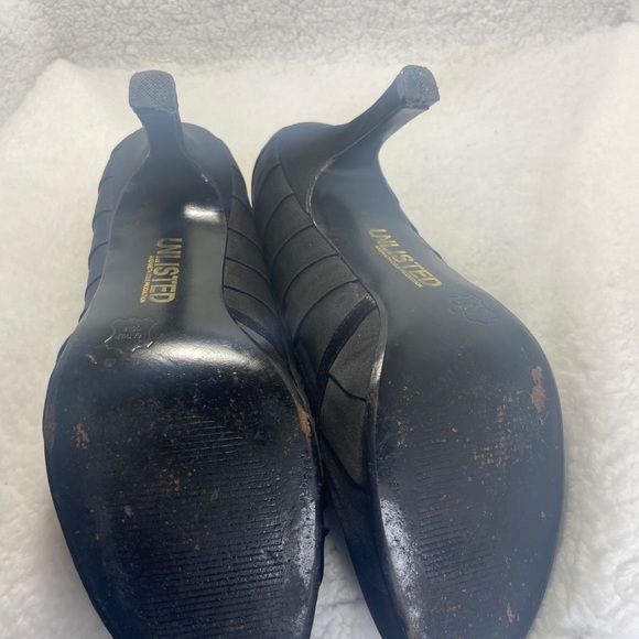 Unlisted by Kenneth Cole Black Heels - Picture 4 of 4